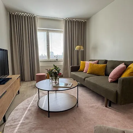 A Beautiful Renovated In Center