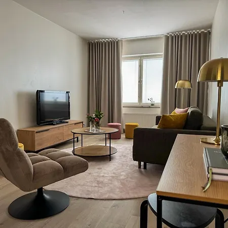 A Beautiful Renovated In Center