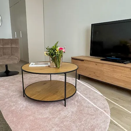 A Beautiful Renovated In Center