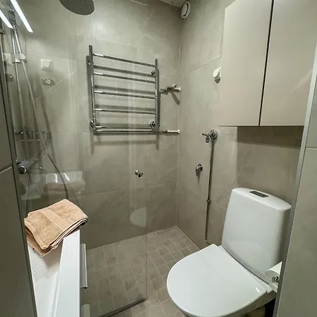 A Beautiful Renovated In Center Appartamento Oulu